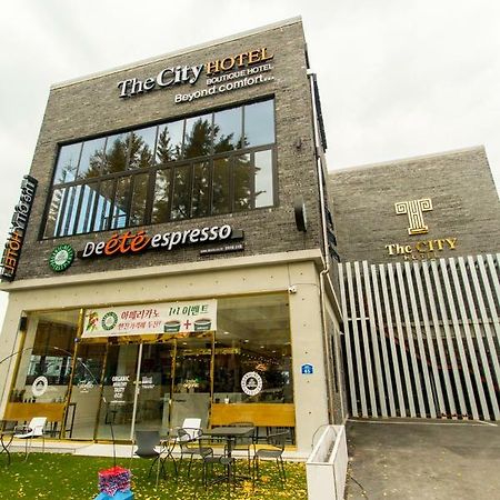 The City Hotel Jeonju Εξωτερικό φωτογραφία