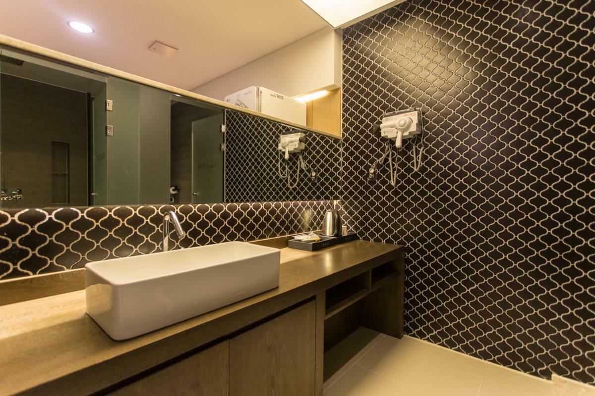 The City Hotel Jeonju Εξωτερικό φωτογραφία